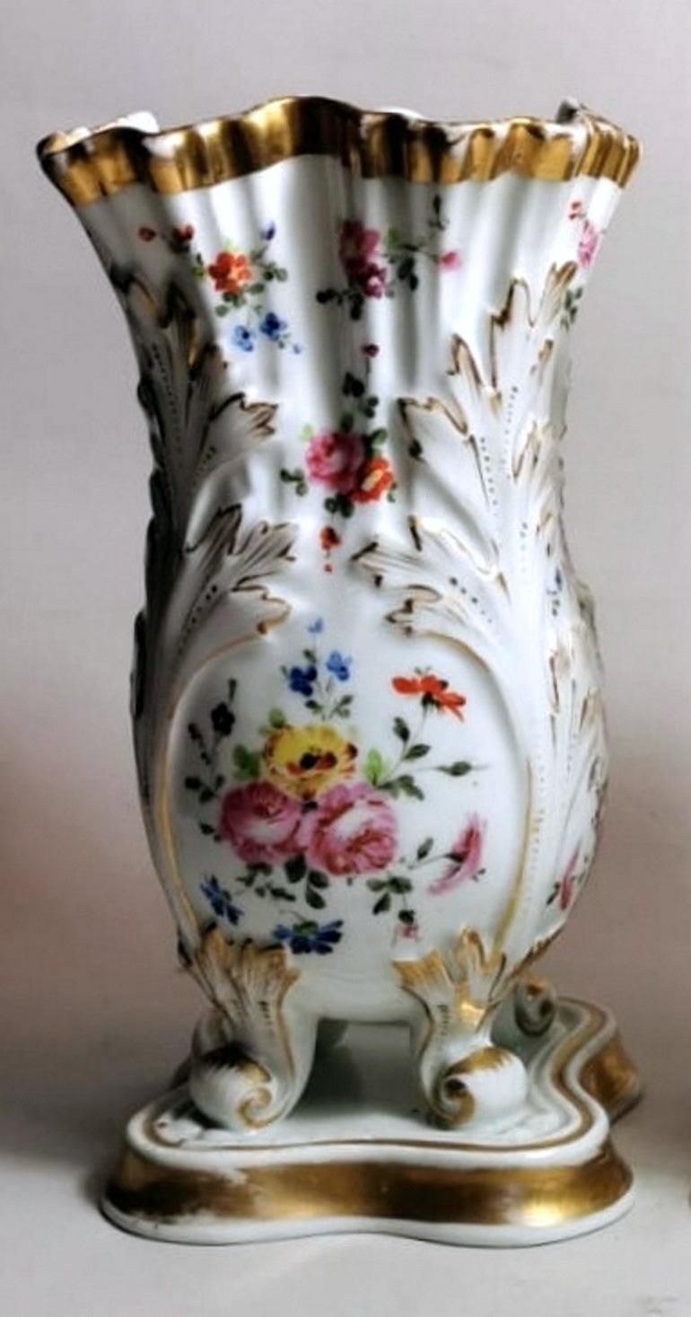 Porcelain De Paris Napoleon III Style Pair Of Shaped Vases Hand Decorated photo vinterior