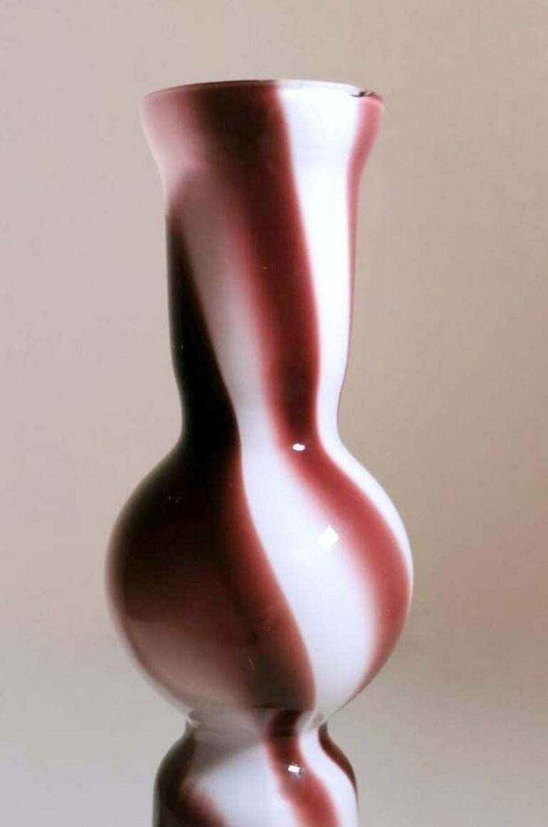 photo furniture Moretti Carlo Murano Small Vase In Colored Opaline Glass