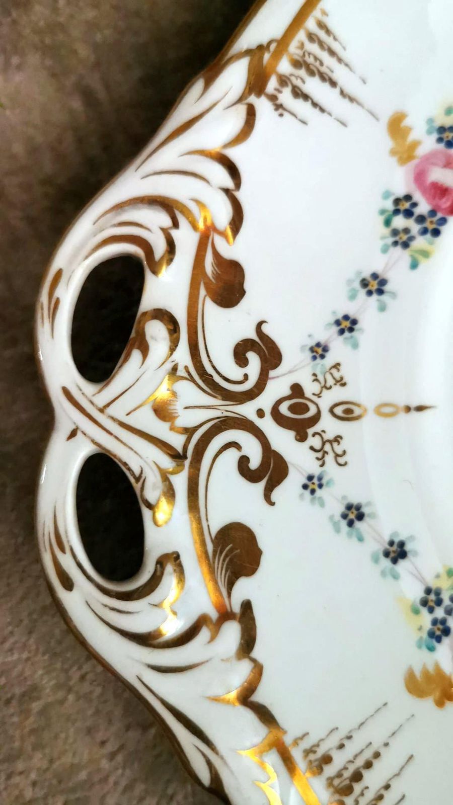 photo vintage Napoleon III Style Porcelain De Paris Coffee/Tea Service For 12 People 28 Pieces