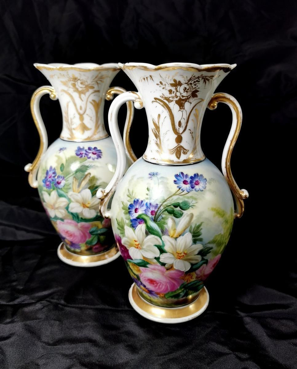 Porcelain De Paris Napoleon III Pair Of French Hand Painted Vases photo Home Decor