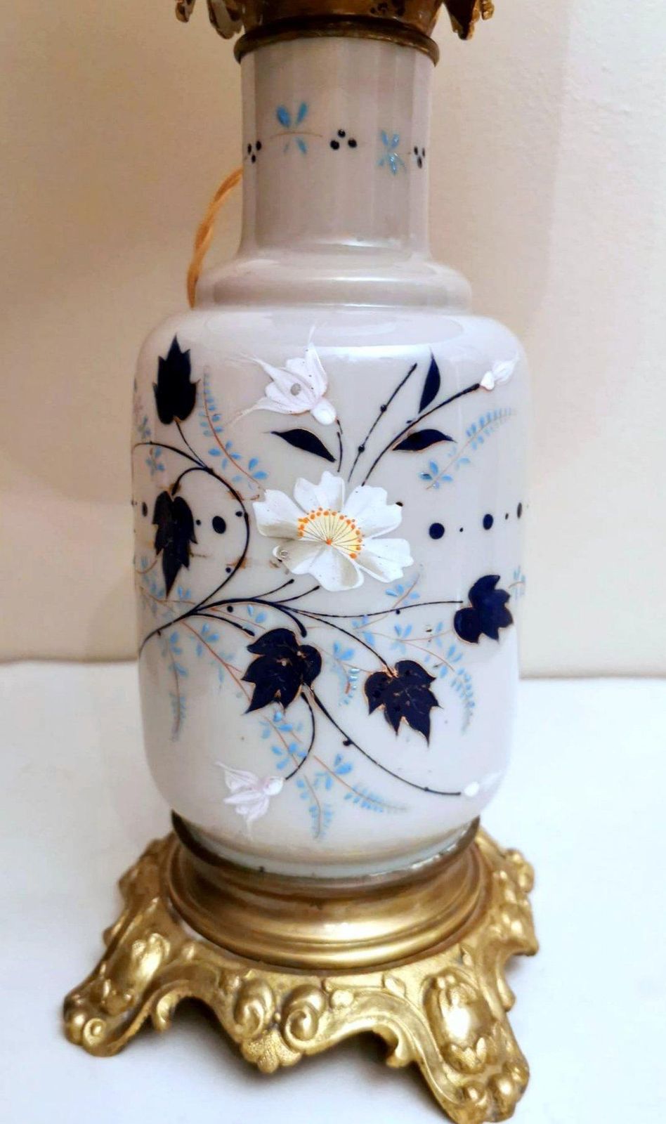 Pair Of French Oil Lamps Opaline Glass Hand Painted Bronze Finishing photo 718.0
