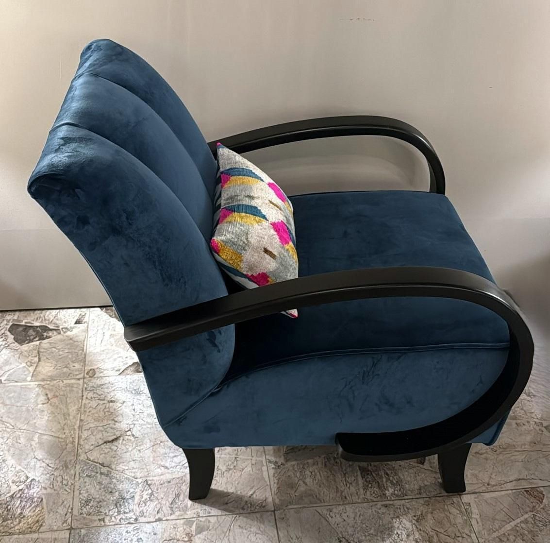 photo vintage Halabala Style Czechoslovakian Art Deco Velvet Armchair