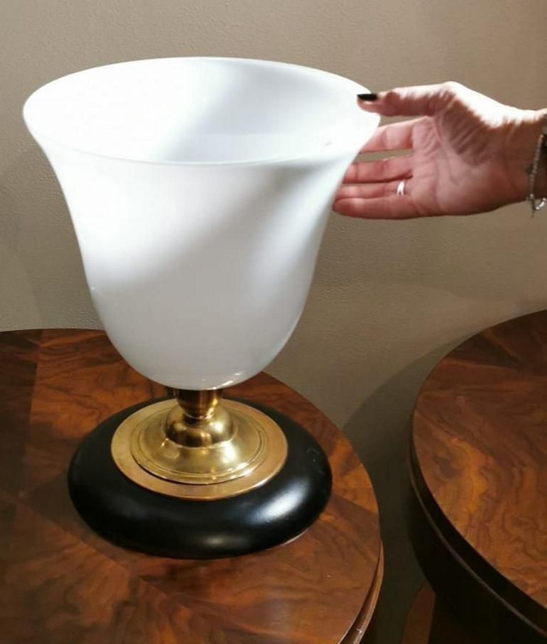 photo vintage Mazda Style Art Deco Table Lamp Made Of Opaline Glass, Brass And Wood