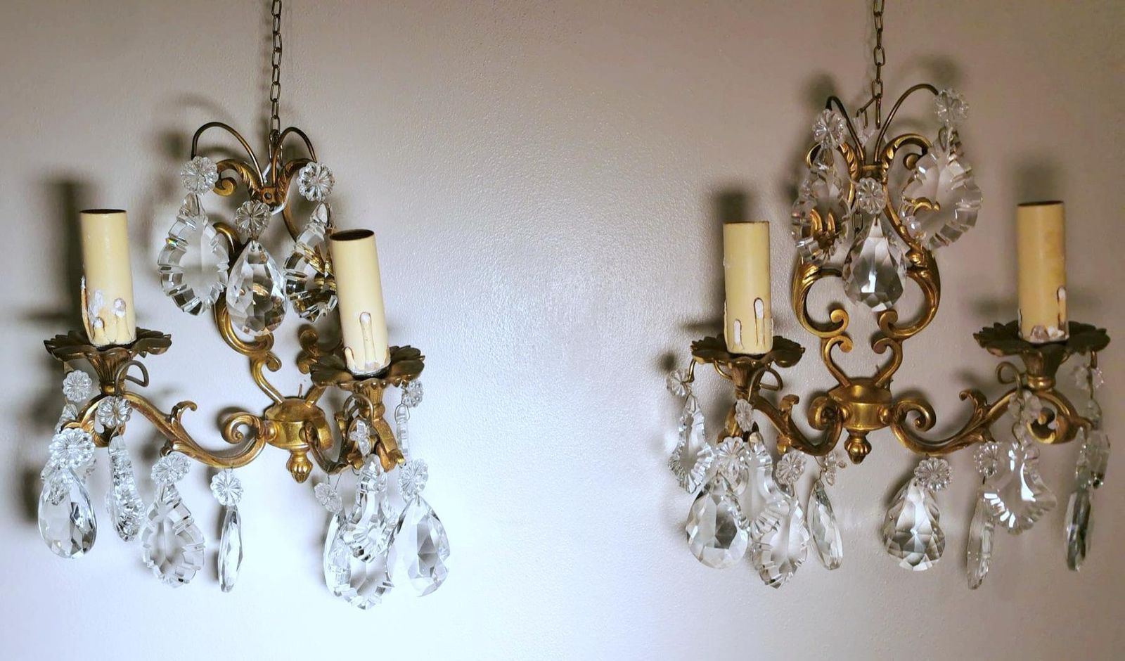 Louis XVI Style Pair Of French Wall Sconces In Brass And Crystals photo 550.0