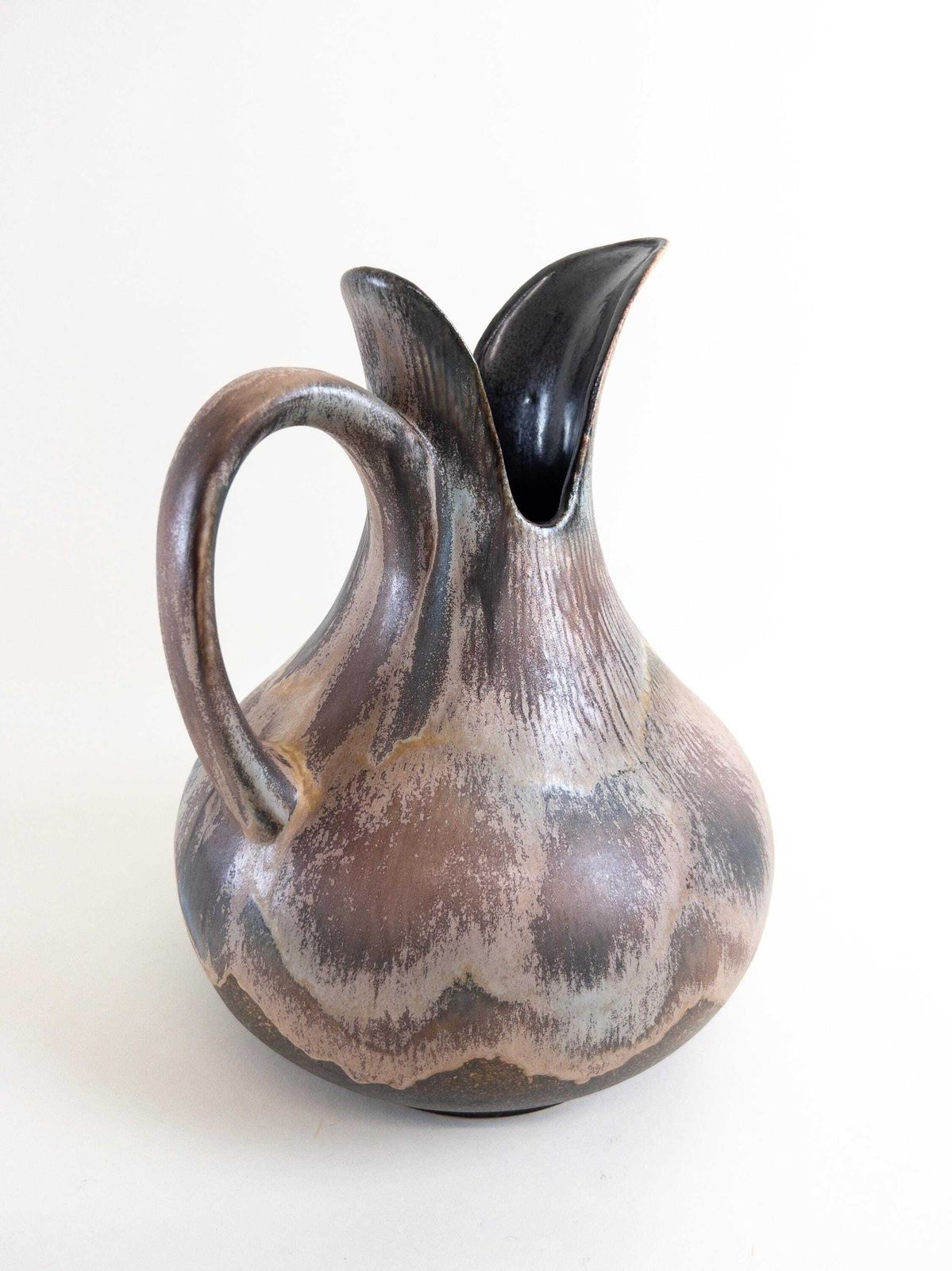 Large Dümler And Breiden Vase With Handle   West German Pottery   Earthy Toned Dramatic Beak Opening Vase   D & B 057 30 photo Home Decor