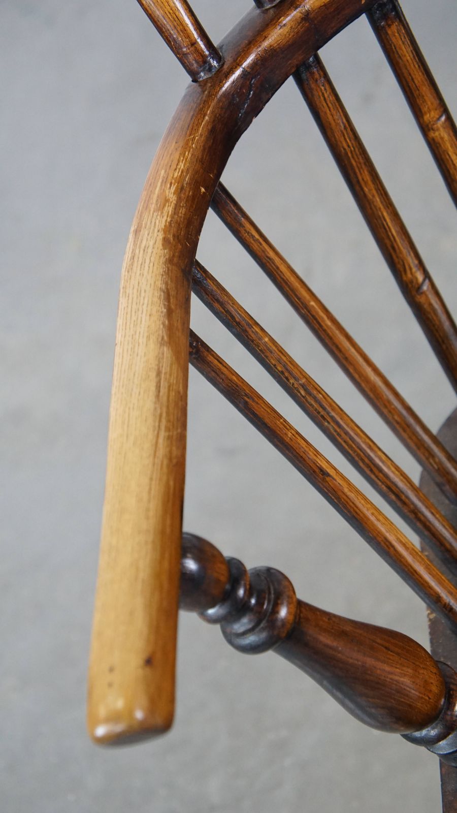 Antieke Engelse Houten Windsor Eetkamer /Bijzetstoel Met Mooie Kleurencombinatie En Patina photo buy