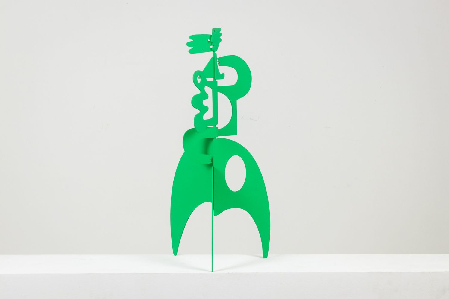 Antonine De Saint Pierre. Green Sculpture “Le Baiser”. Contemporary. photo furniture