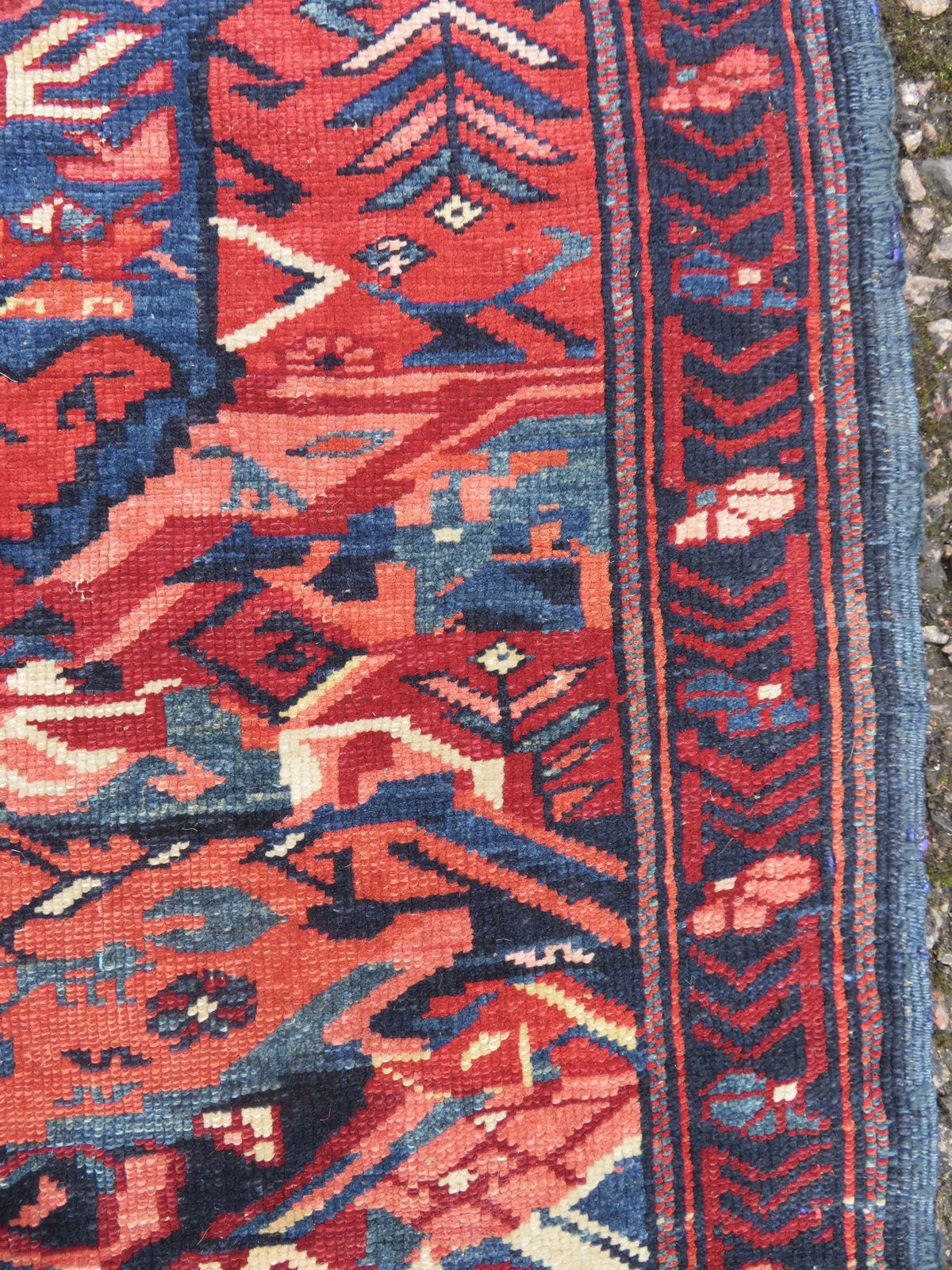 Fascinating Archaic Antique Caucasian Kuba Rug. 156cm X 115cm. photo vinterior