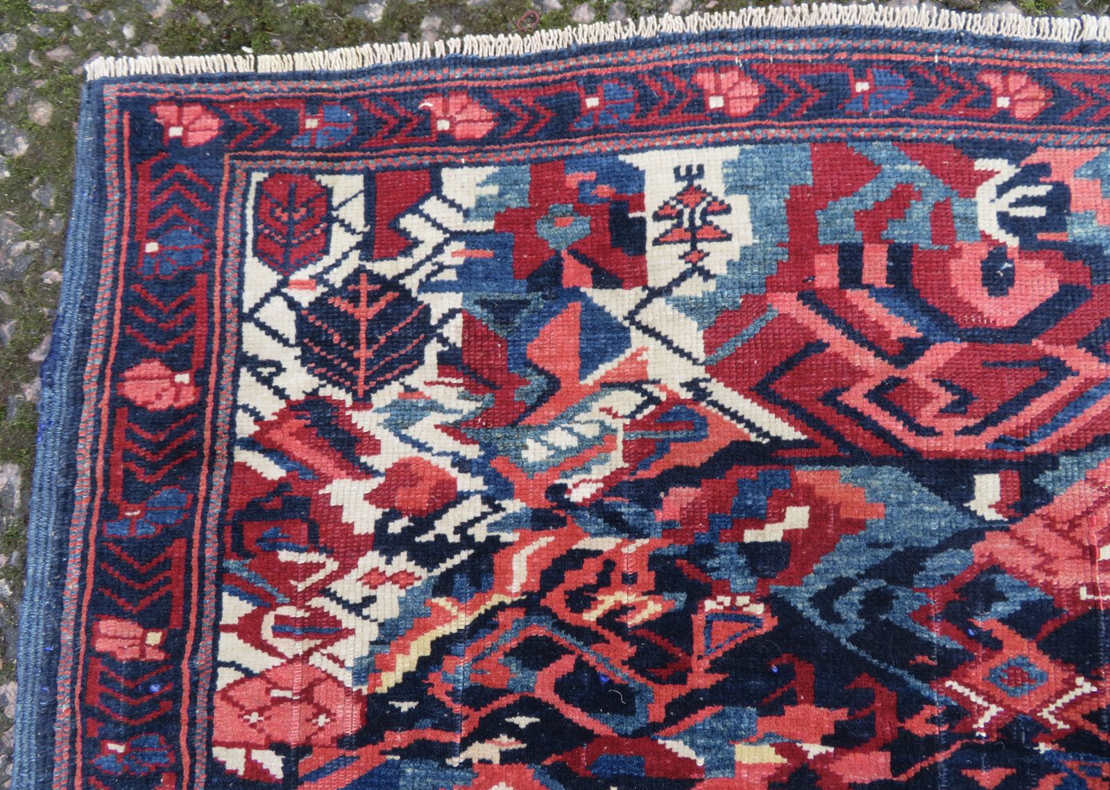 Fascinating Archaic Antique Caucasian Kuba Rug. 156cm X 115cm. photo vintage