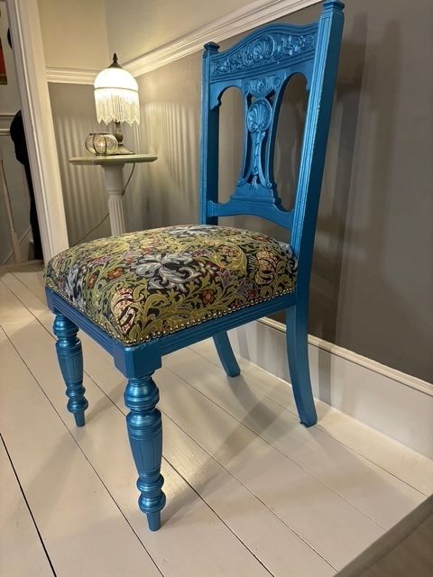 Beautifully Restored Victorian Salon Chair photo Furniture