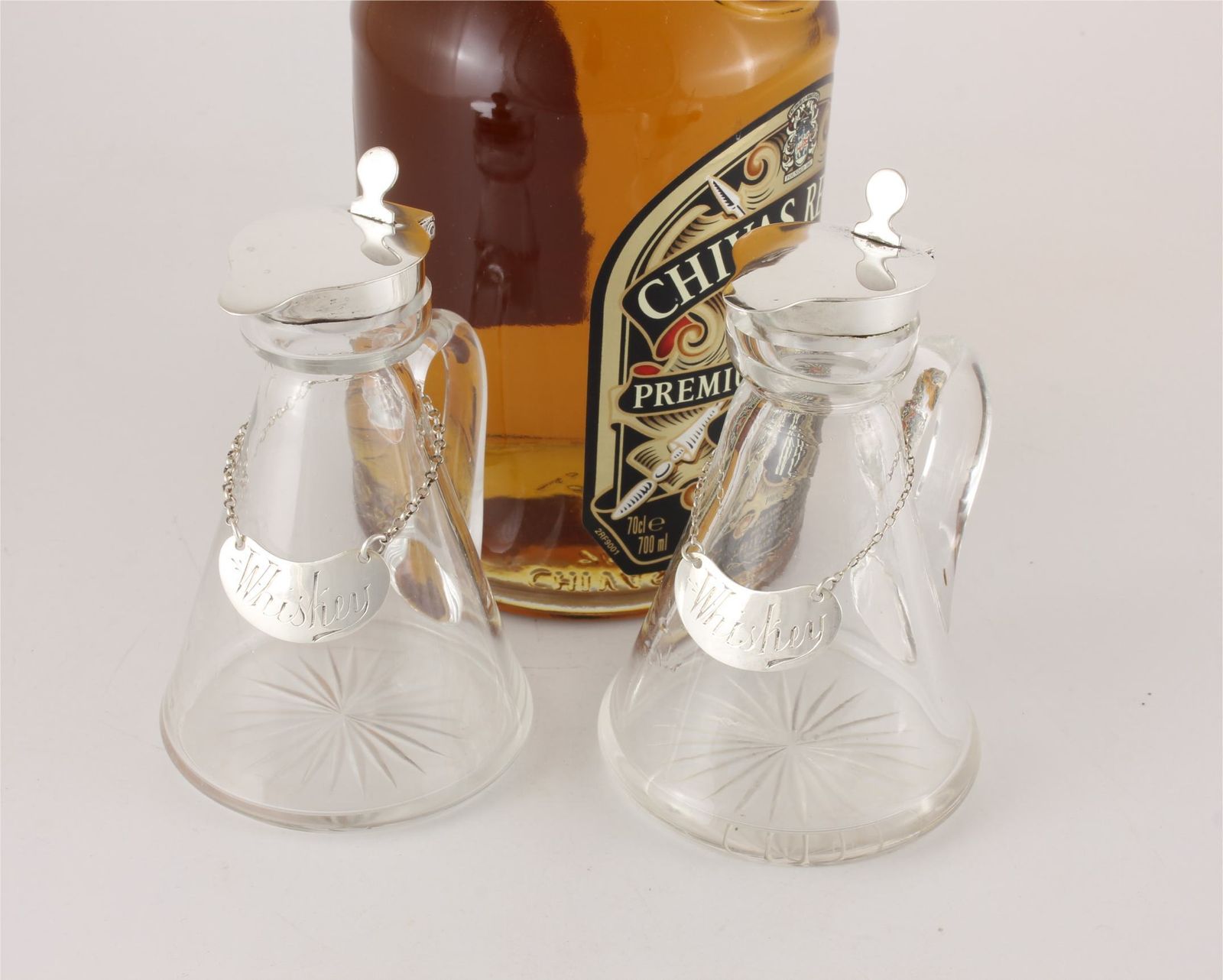 photo vinterior Pair Silver Mounted Glass Whisky Noggins & Tot Labels Hukin & Heath 1910.