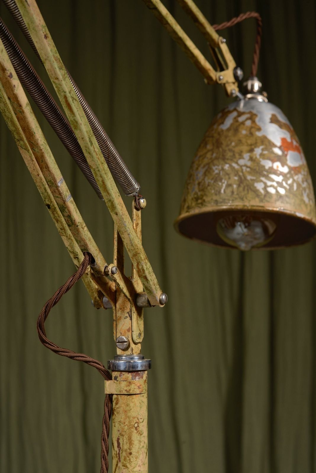 photo furniture A Herbert Terry 1209 Anglepoise Trolley Floor Lamp In Original Scumble Paint   C.1935