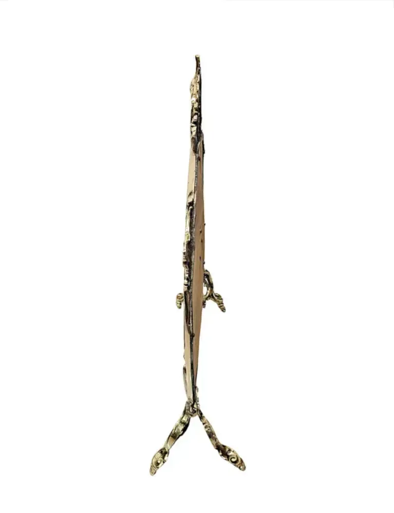 A Gorgeous 19th Century Polished Brass Fire Screen In The Rococco Design With Cherub Detail photo Home Fixtures