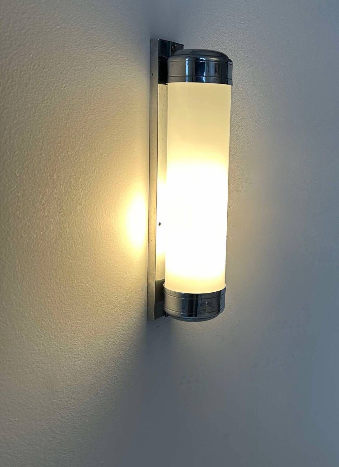 Vintage Art Deco Wall Light, Chrome And Opaline Glass, France 1930 photo Lighting