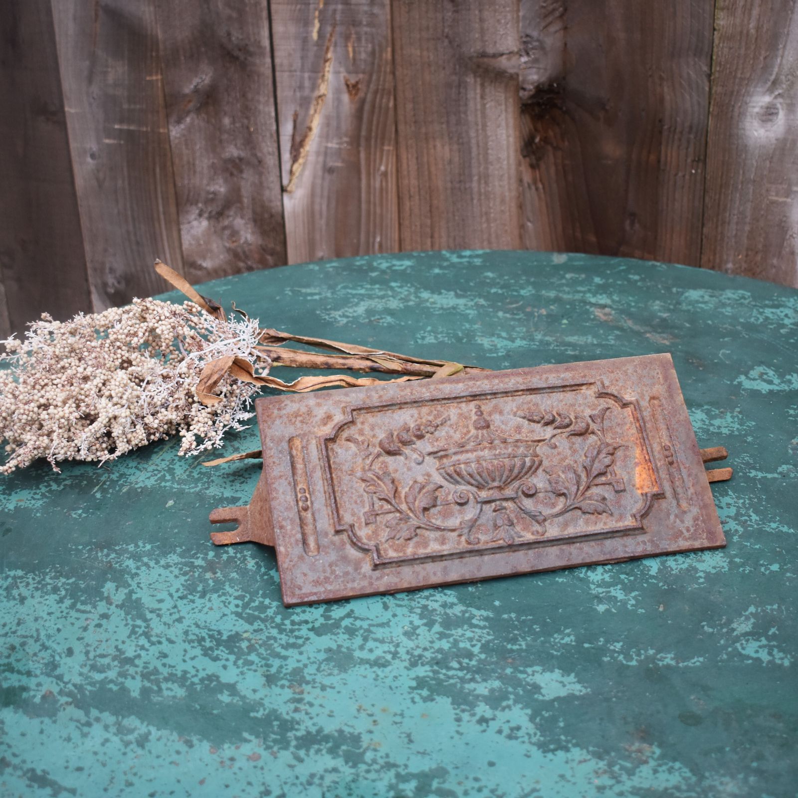 Antique Victorian Salvaged Cast Iron Flower And Urn Wall Plaque Fireplace Panel photo Home Fixtures
