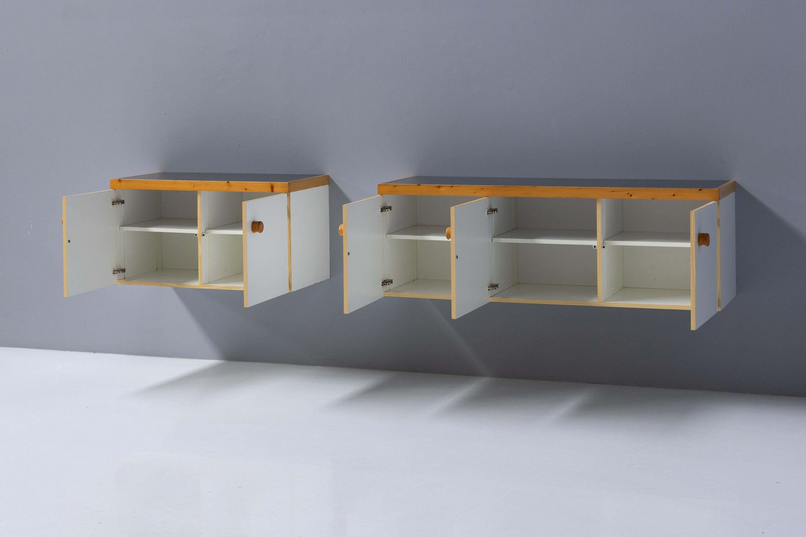 photo vintage Wall Mounted Cabinet By Charlotte Perriand For 'Les Arcs', France, 1970s