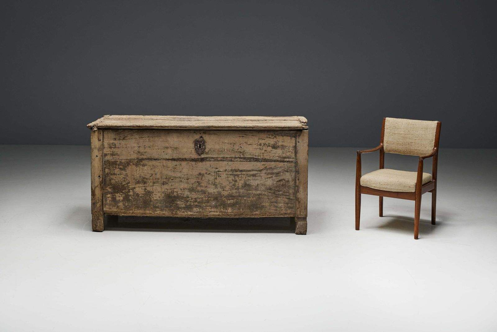 photo vinterior Rural Primitive Chest, France, 19th Century