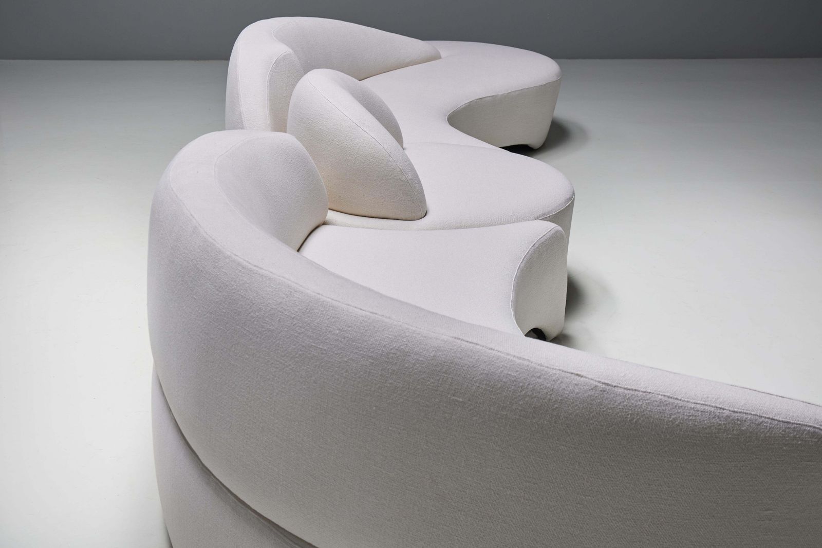 photo vinterior Sofa By Vladimir Kagan For Roche Bobois, France, 2003