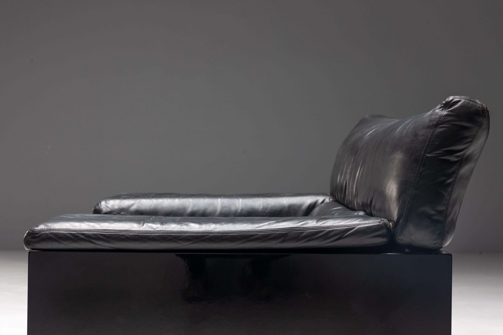 'Brigadier' Loveseats By Cini Boeri For Knoll, Italy, 1980s photo vinterior