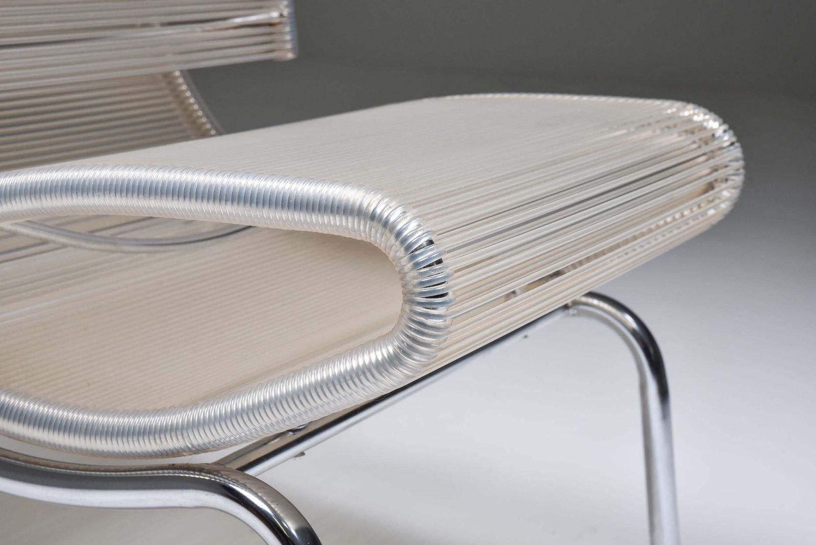 Post Modern Pair Of Easy Chairs In Chrome & Plastic Wire, 1960s photo vinterior