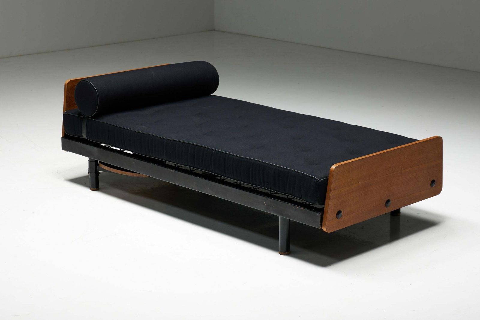 Daybed Flavigny By Jean Prouvé, France, 1950s photo 54727.0