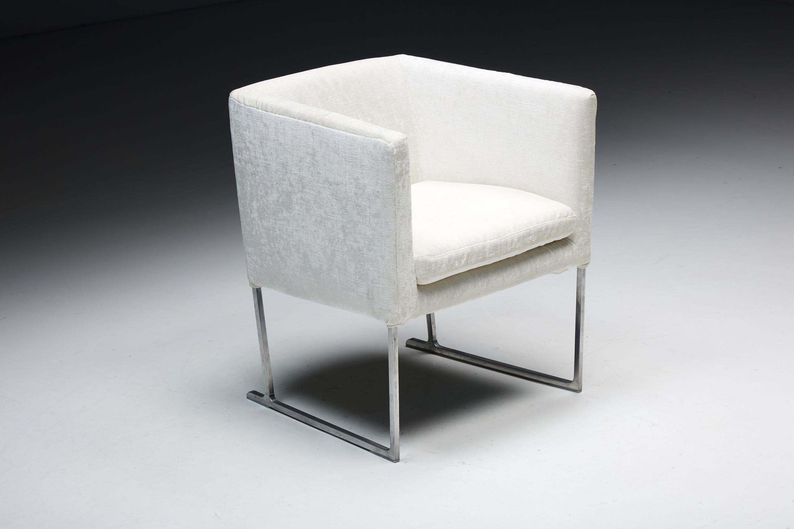 photo furniture Solo Armchairs By Antonio Citterio For B&B Italia, Italy, 2002