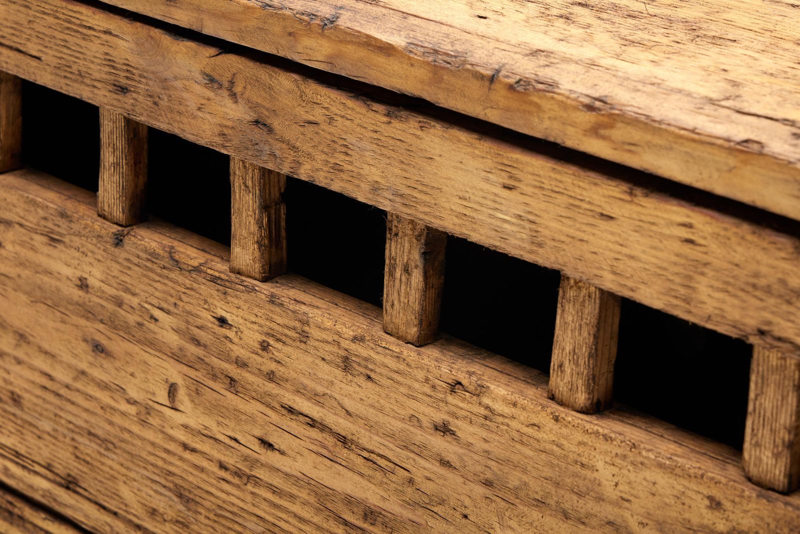 photo furniture Folk Art Bench Haute Savoie, France, 19th Century