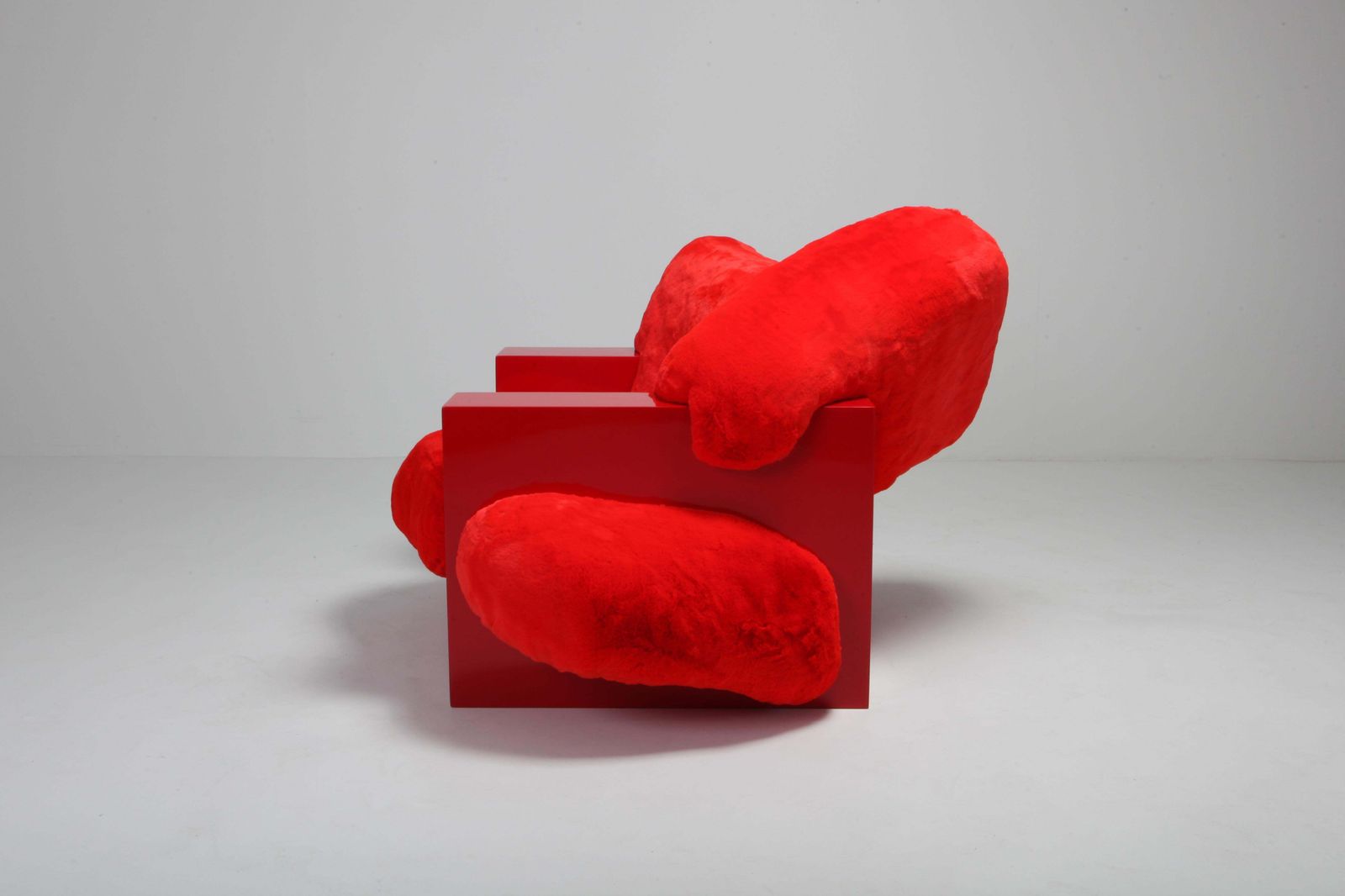 'Pillow Lounge Chair' In Red Lacquer And Faux Fur By Schimmel & Schweikle photo vintage
