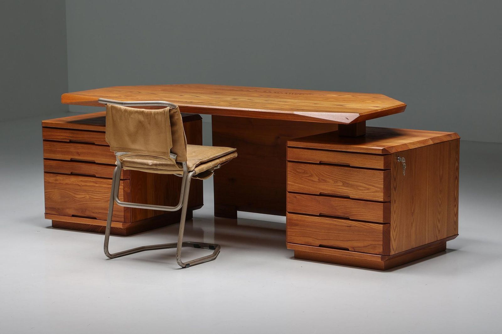B40 Desk In Solid Elm By Pierre Chapo, France, 1960s photo 22283.0