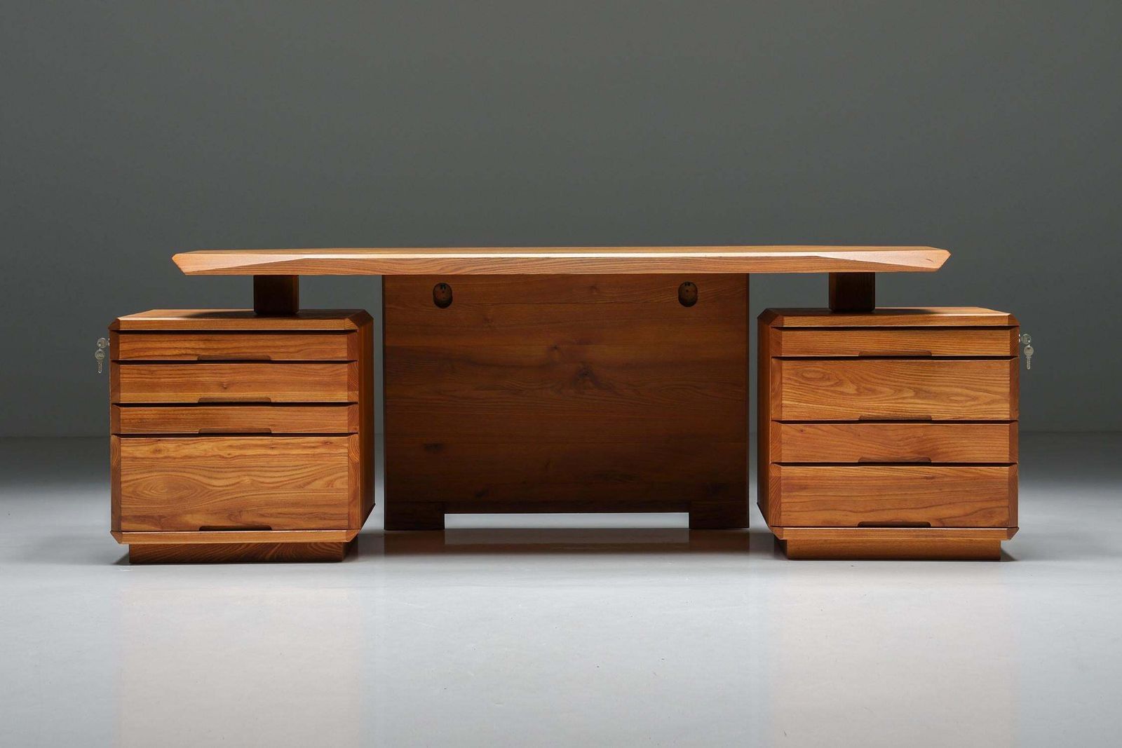 B40 Desk In Solid Elm By Pierre Chapo, France, 1960s photo vintage