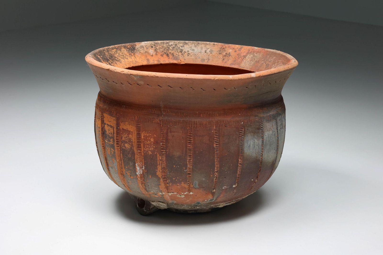 Ancient Hand Crafted Portuguese Washbasin, Pot, Garden Elements, Rustic, 1940s photo Garden Decor