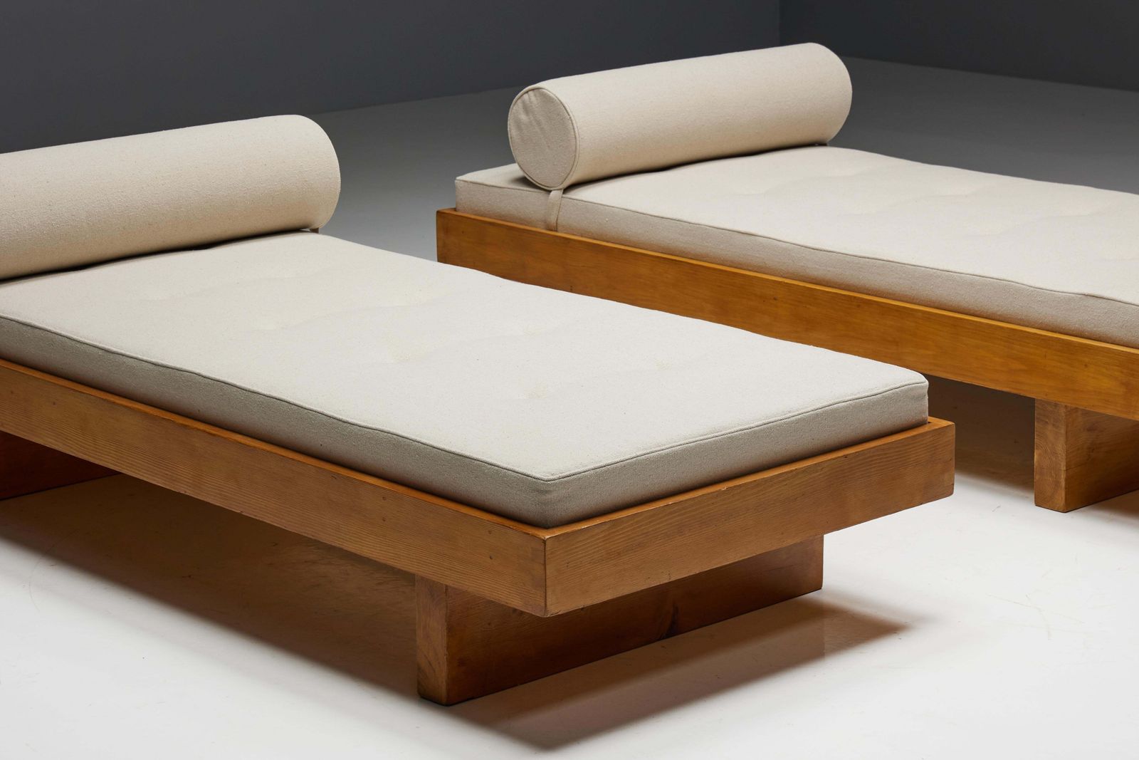 Daybed By Charlotte Perriand For Méribel Les Allues, France, 1960s photo for sale