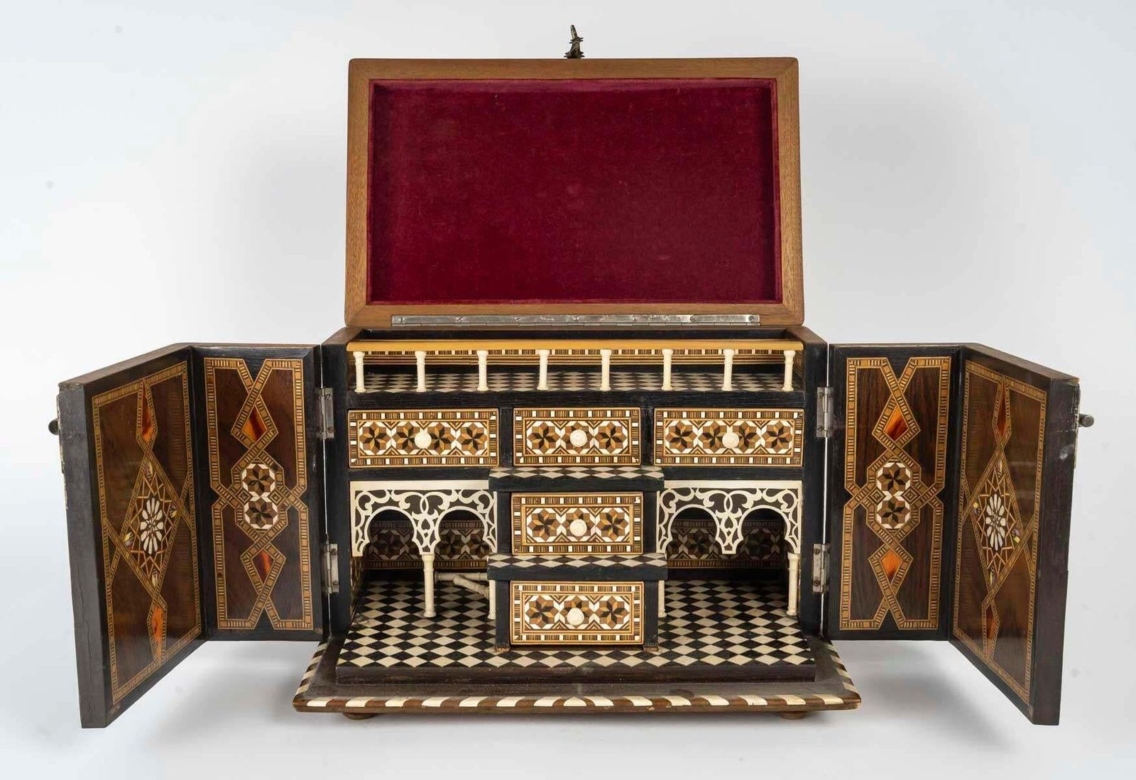 Chest, Box Forming A Cabinet, Orientalist Art, 19th Century, Napoleon III Period photo vinterior