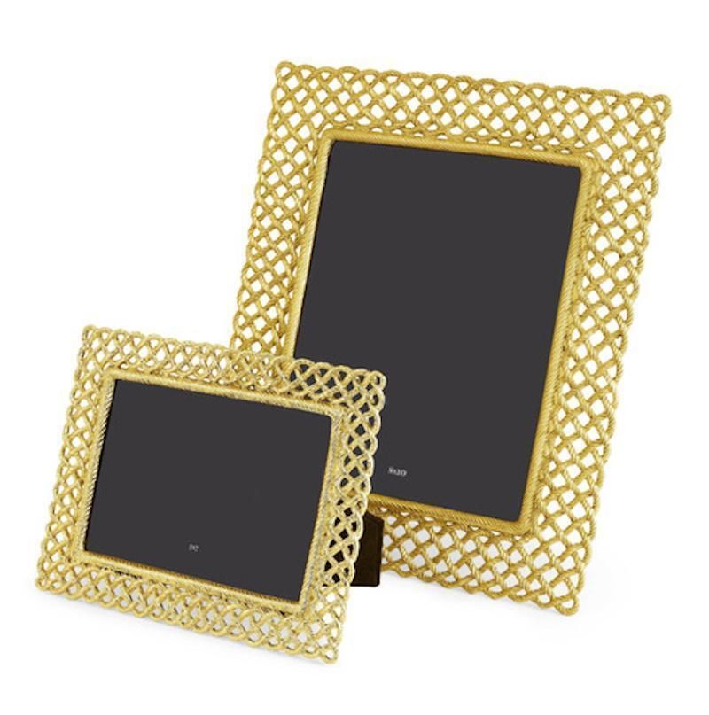 Love Knot Photo Frame In Gold Tone Metal, Medium Size Model. photo buy