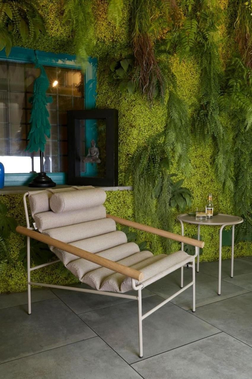 photo for sale Wave Shaped 21st Century Creme Fabric Armchair Indoor Outdoor