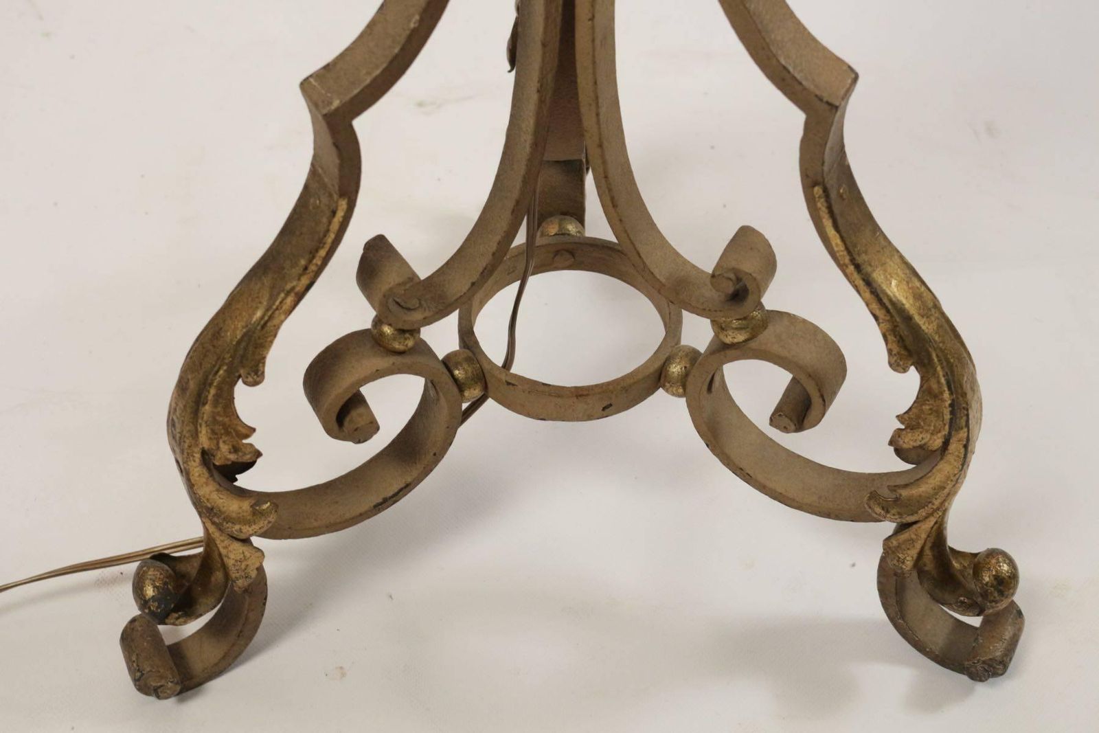 Beautiful Standing Lamp In Wrought Iron With Gold Gilded Accents photo 1684.0