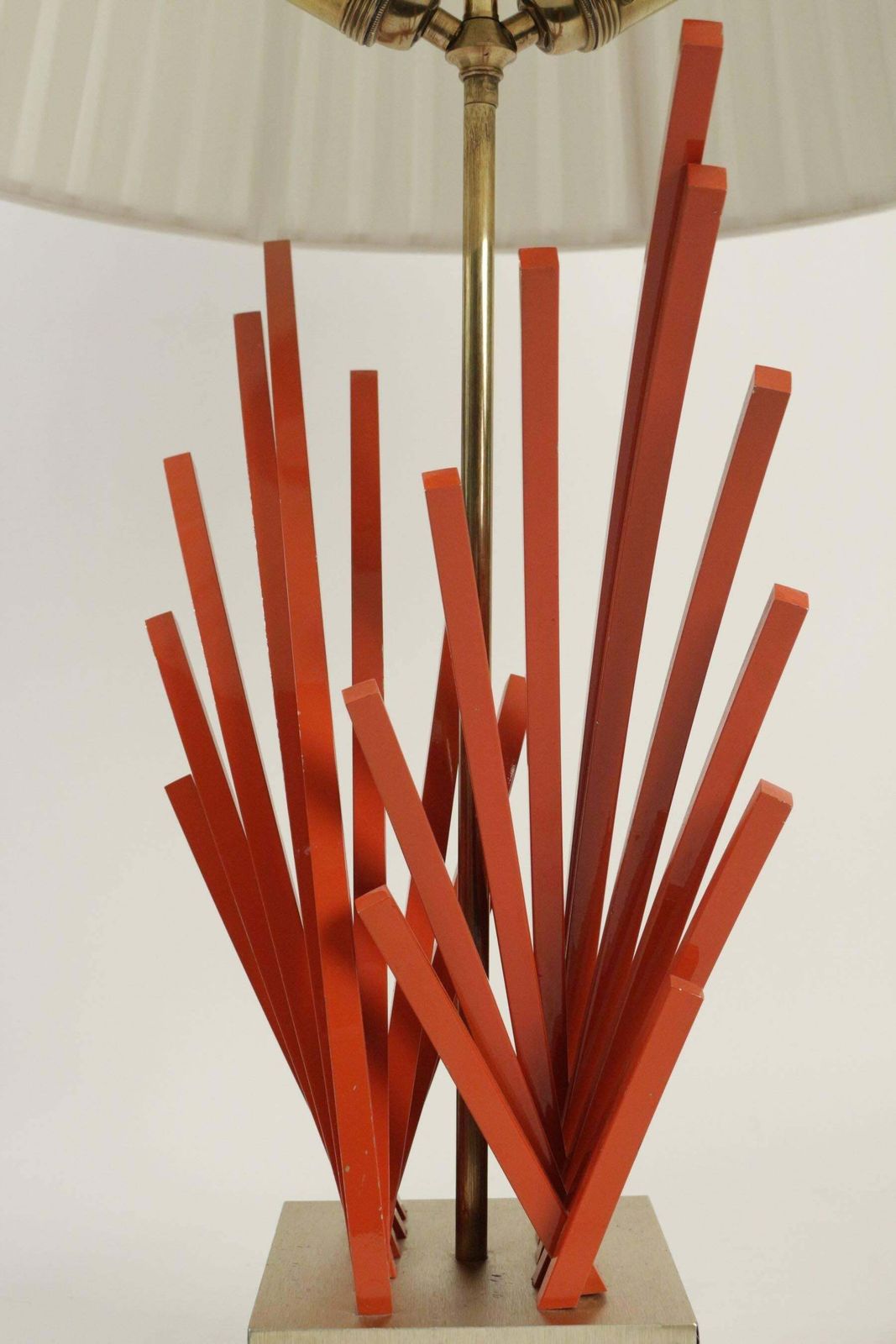 Very Pretty Lamp In Painted Metal And Gold Leaf Base Of Marble From The 1970s photo 1600.0