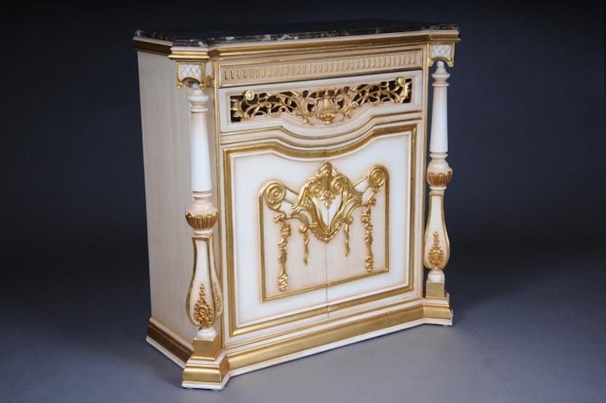 Magnificent Louis XV Chest Of Drawers / Sideboard photo furniture