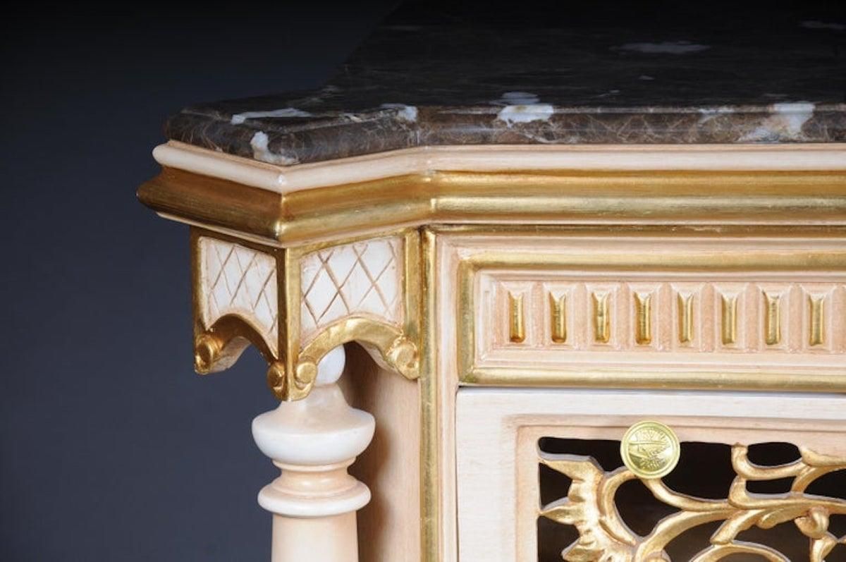 photo furniture Magnificent Louis XV Chest Of Drawers / Sideboard