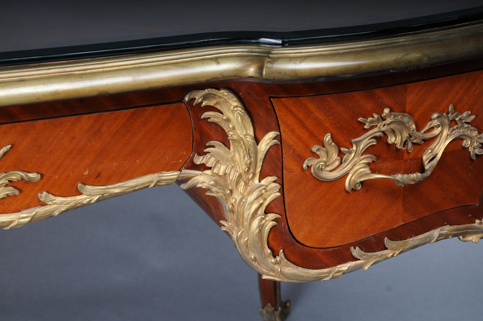 Royal French Bureau Plat In Louis XV Style After Francois Linke, Paris photo vintage