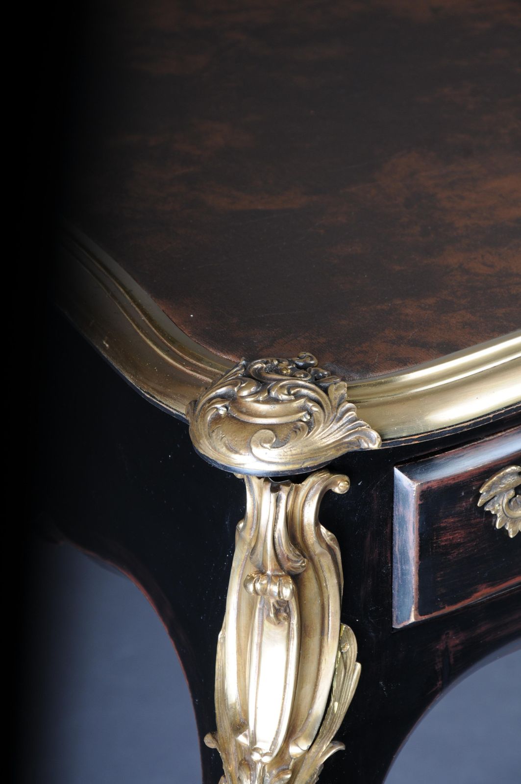 3371.0 Designer Writing Desk / Bureau Plat In Louis XV Style, Piano Black And Gold photo