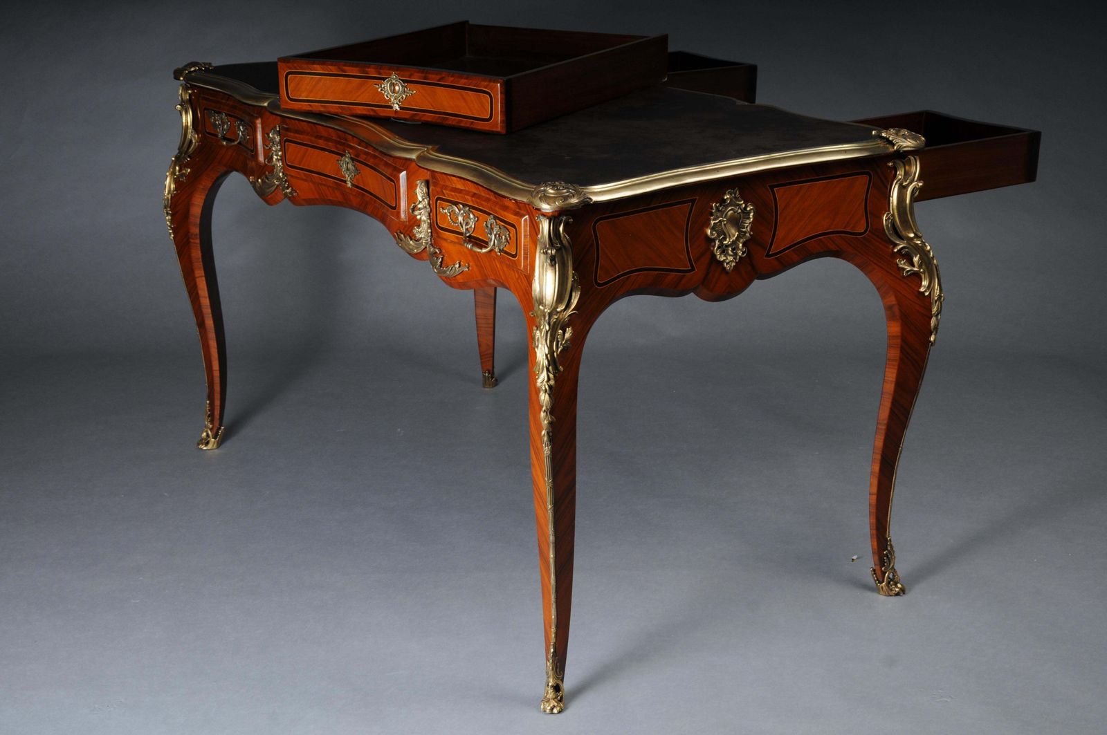 Royal Desk/Bureau Plat In Louis XV Style With Veneer photo furniture