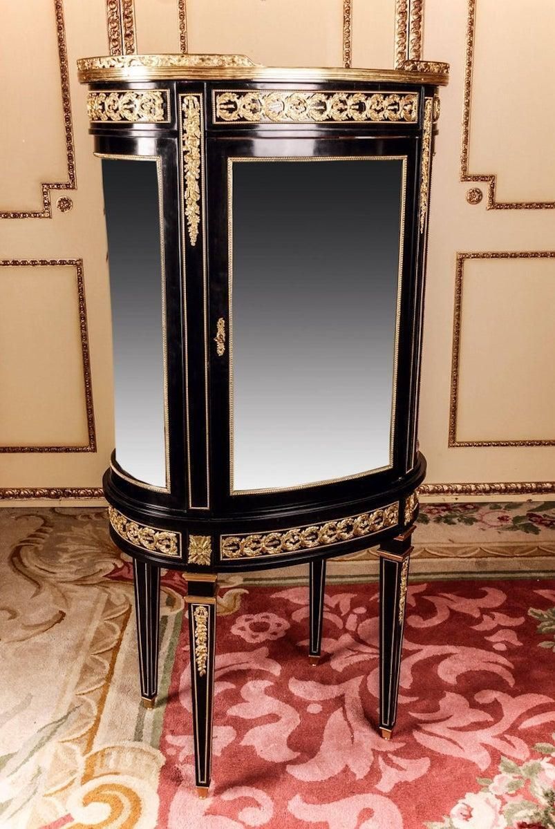 20th Century Louis XVI Classicist Style French Salon Vitrine photo for sale