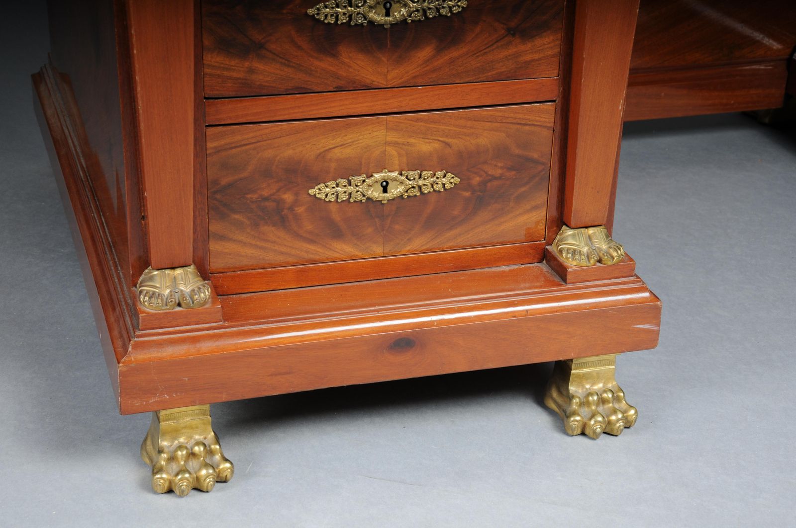 photo furniture Royal Empire Desk/Bureau Plat, Gilt Bronze, 19th Century