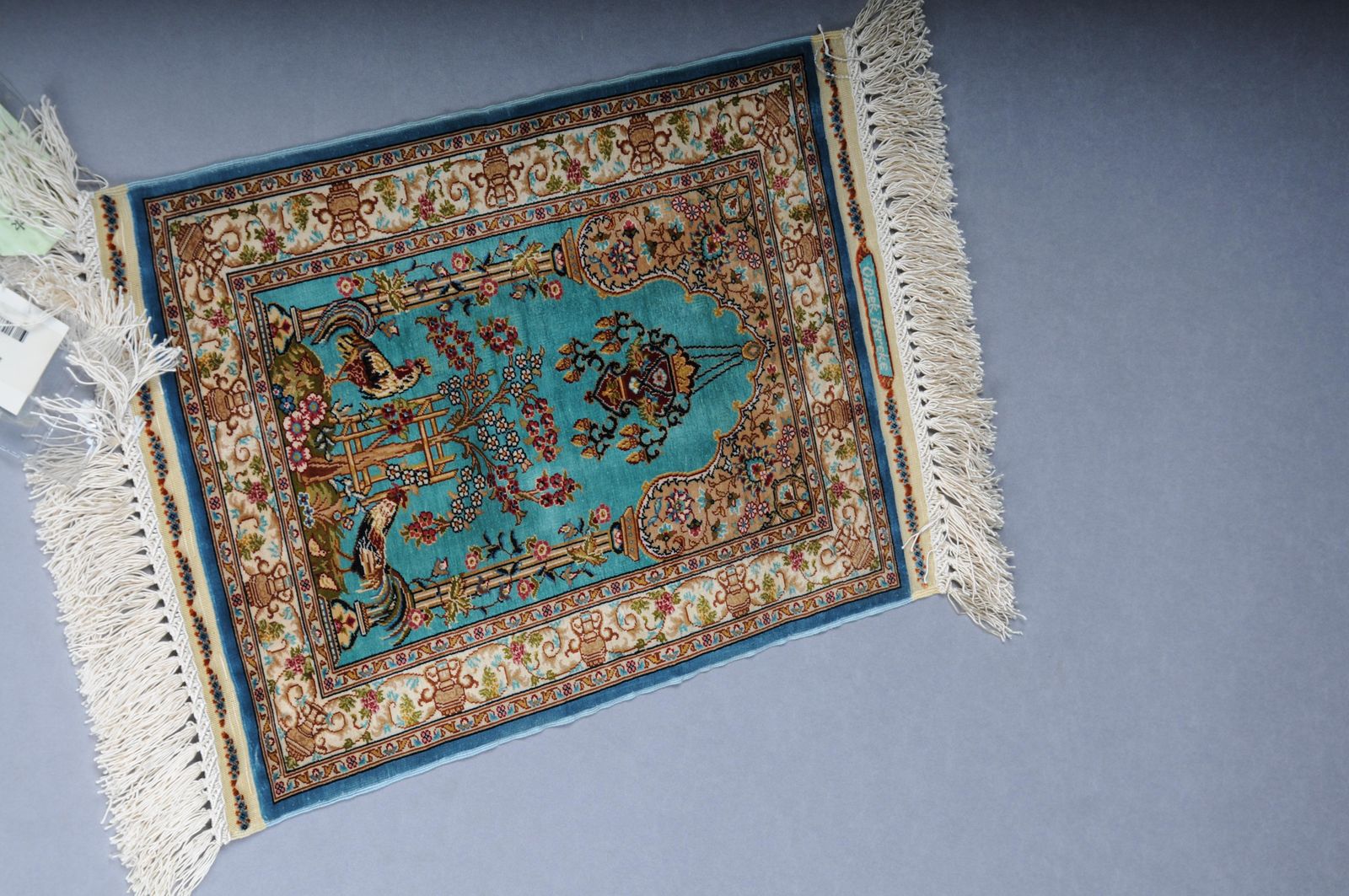 photo vintage Royal Ozipek Silk Carpet/Tapestry Hereke Signed, 20th Century. Blue