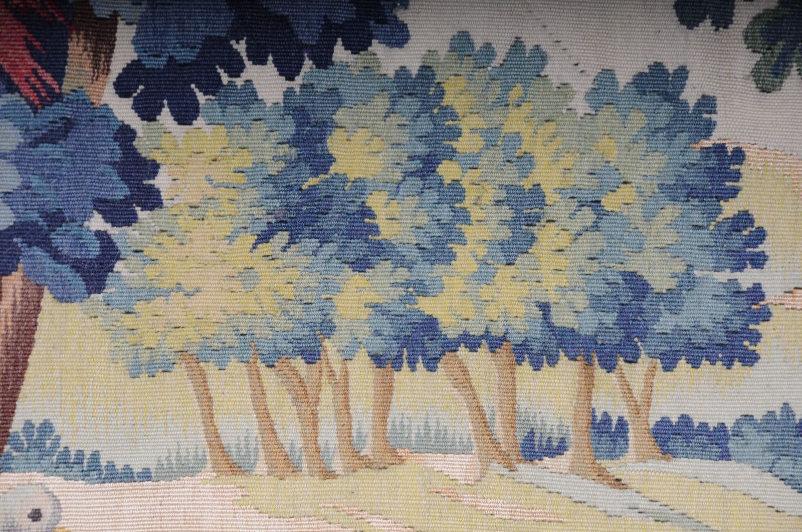 photo vintage Antique Silk Aubosson Wall Carpet, France Late 19 Century. Verdure Motif, Signed