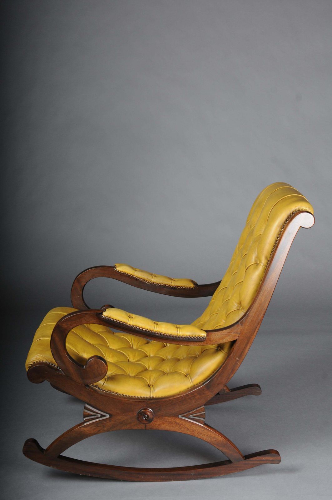 Antique English Chesterfield Rocking Chair photo vinterior