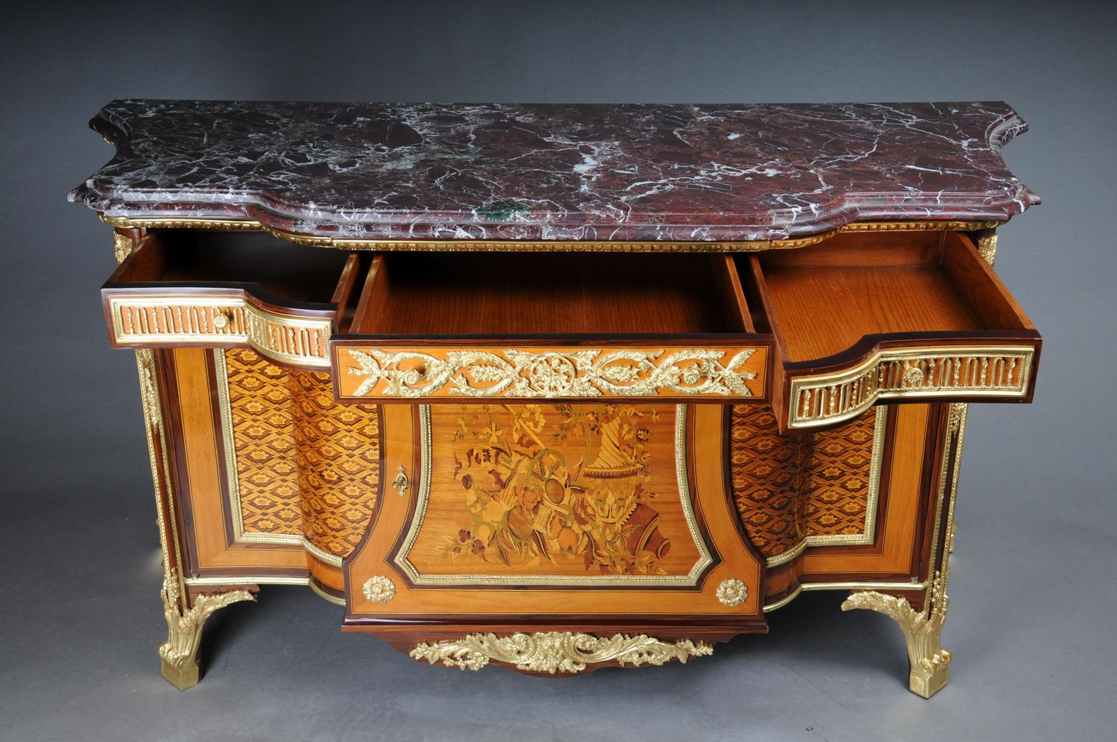 photo furniture Royal Commode/Chest Of Drawers After Jean Henri Riesener