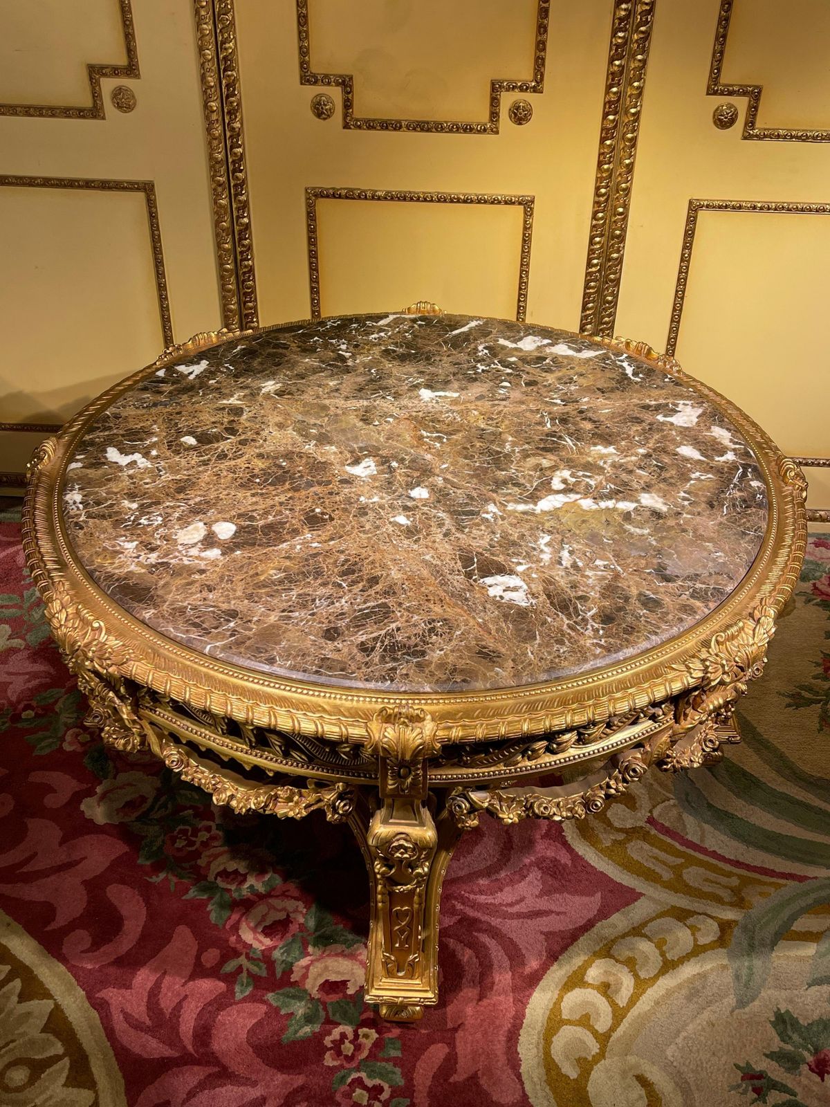 photo buy Impressive Solid Salon Center Table Louis XV, Beech, Gold