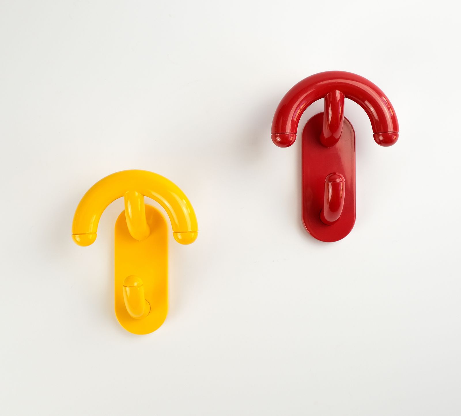 Pair Of Luigi Caramella "Arco" Coat Hooks / Rack For Con&Con, Italy 1970s photo furniture